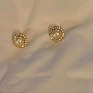 Elegant Gold and Pearl Stud Earrings
